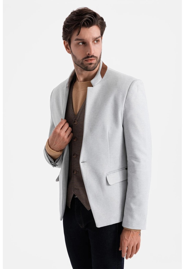 Sacou cu buzunare cu clapa