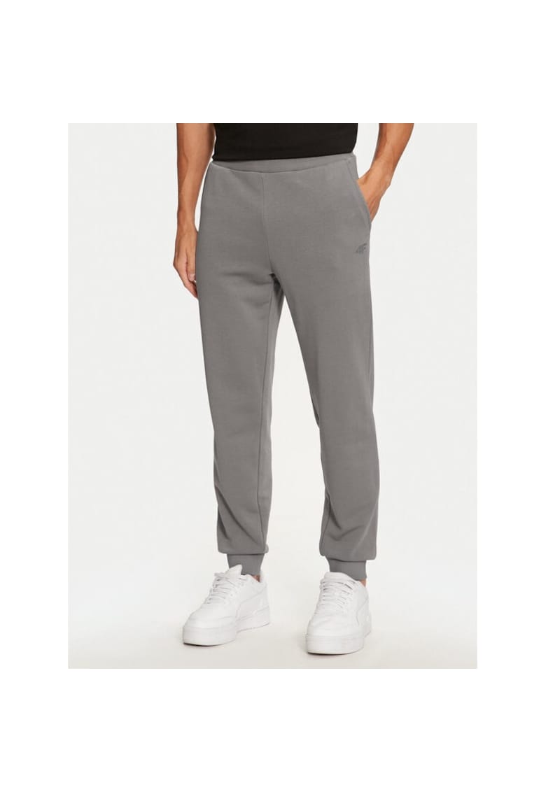 4f Pantaloni trening 4FWMM00TTROM0942 Gri Regular Fit - Bumbac