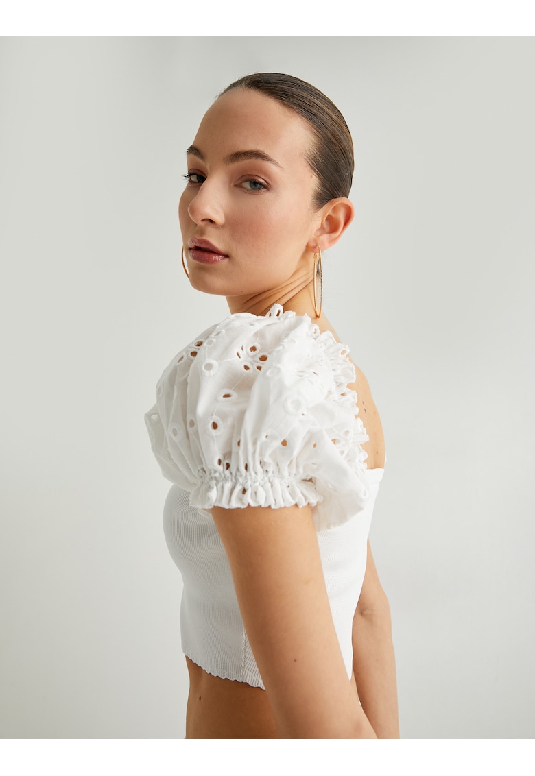 Bluza crop cu maneci bufante