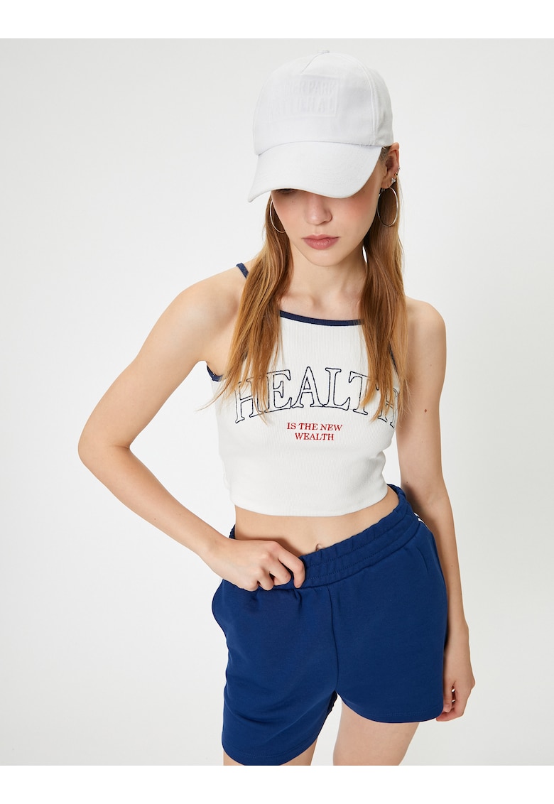 Tricou crop cu imprimeu text