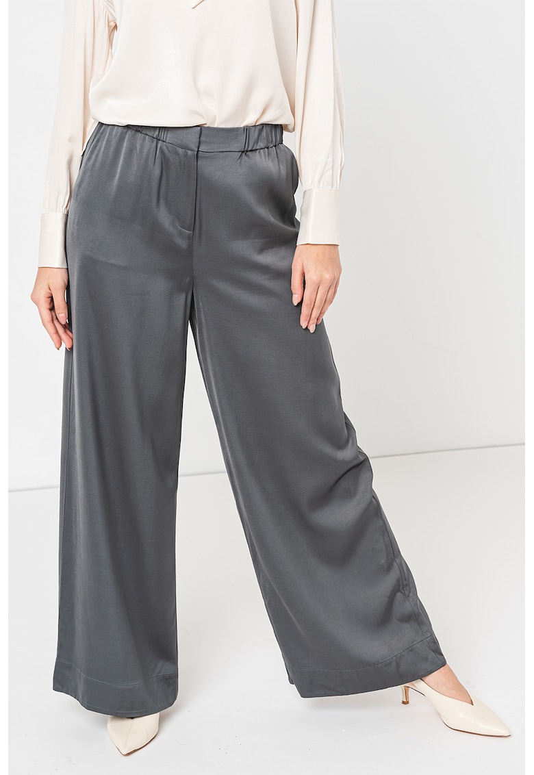 Pantaloni de satin cu croiala ampla