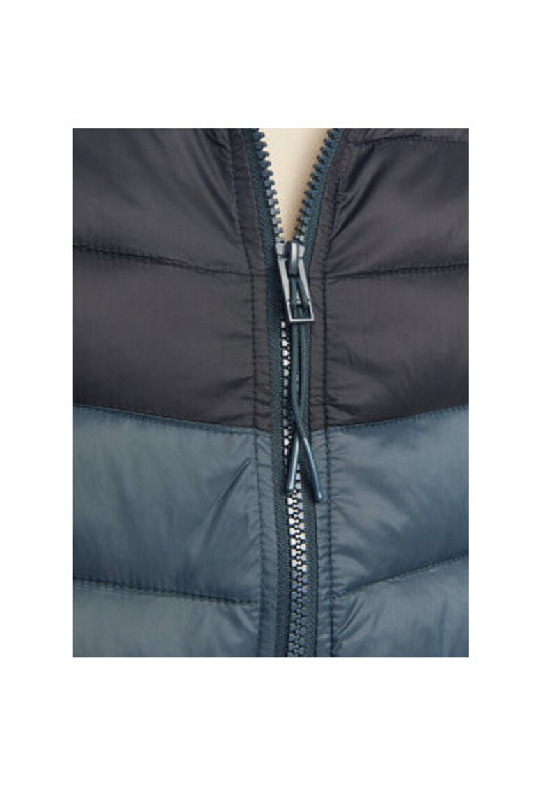 Jack&Jones Geaca din puf Sprint 12258444 Verde Regular Fit - Poliamida Jack&Jones Geaca din puf Sprint 12258444 Verde Regular Fit - Poliamida