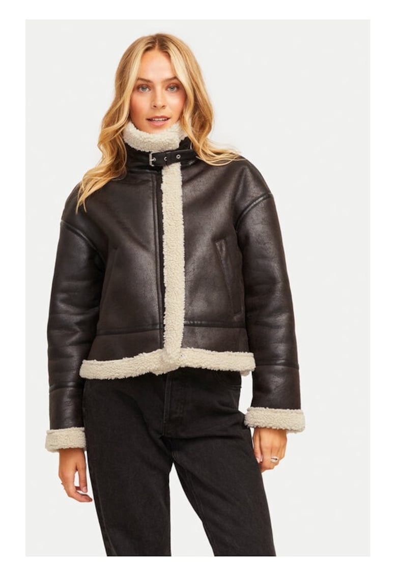 Geaca din imitatie de piele Yolanda 12259326 Maro Regular Fit - Piele ecologica