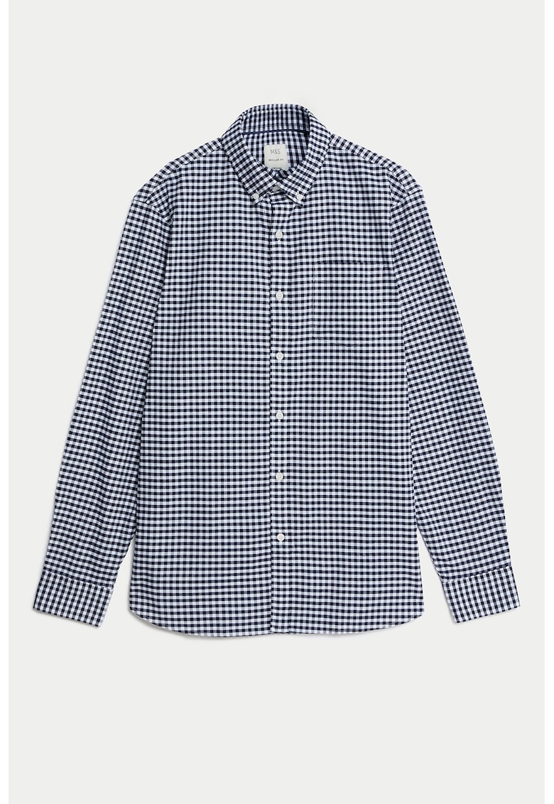 Camasa in carouri cu buzuanr aplicat pe piept