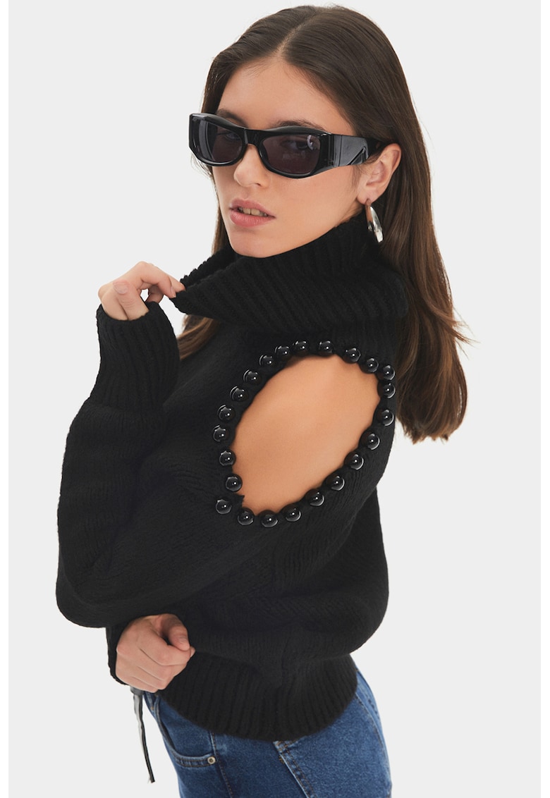 Pulover cu guler inalt si aplicatii cu margele - Negru