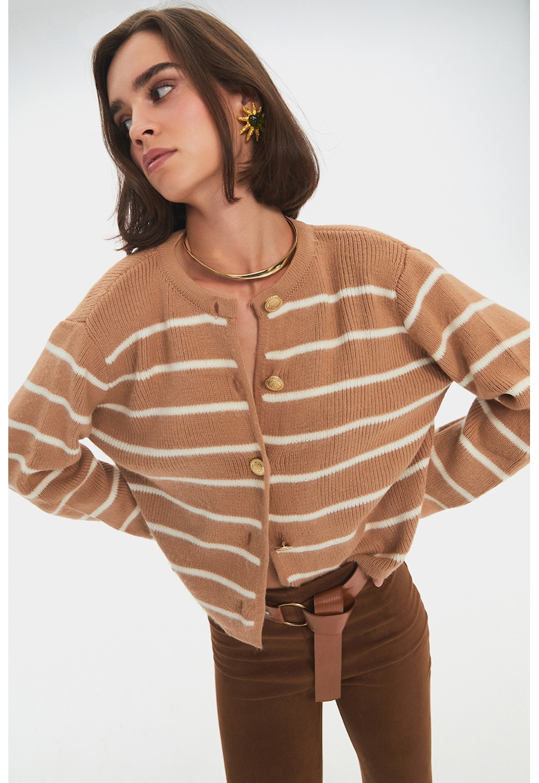 Cardigan cu model in dungi