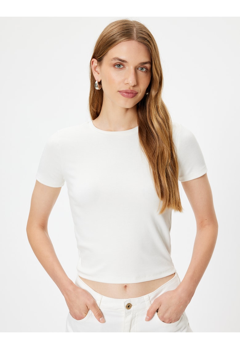 Tricou crop slim fit cu model uni