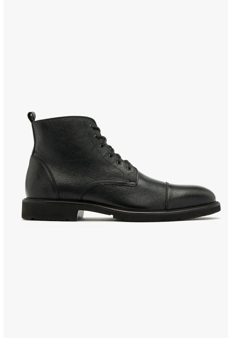 Ghete din piele cu aplicatie cap-toe John