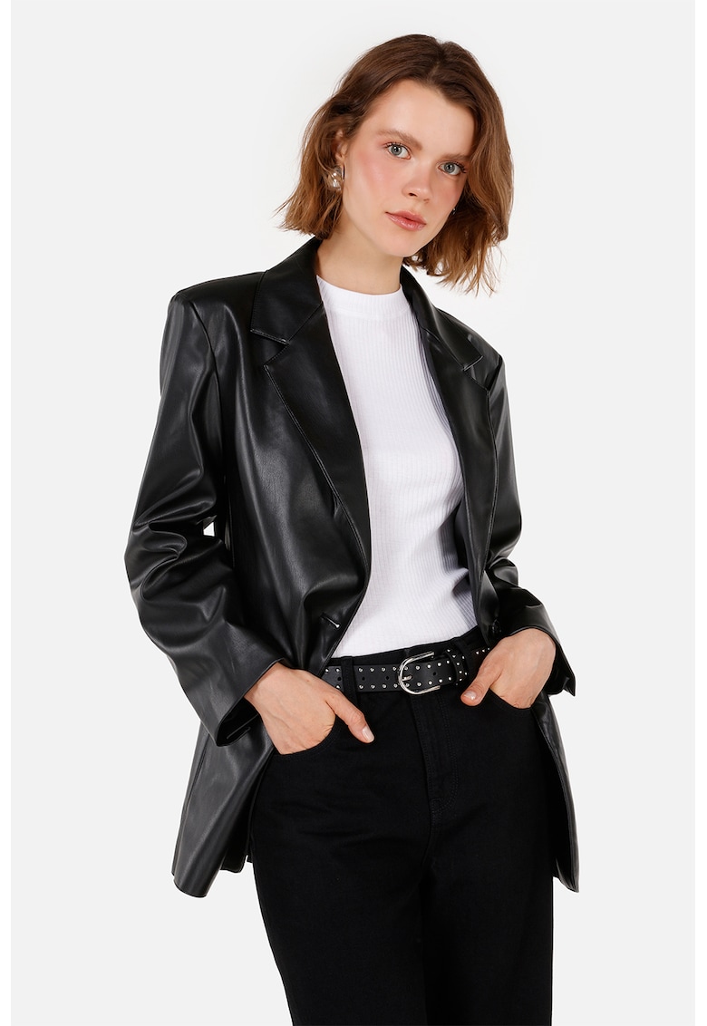 Jacheta din piele ecologica cu buzunare cu clapa