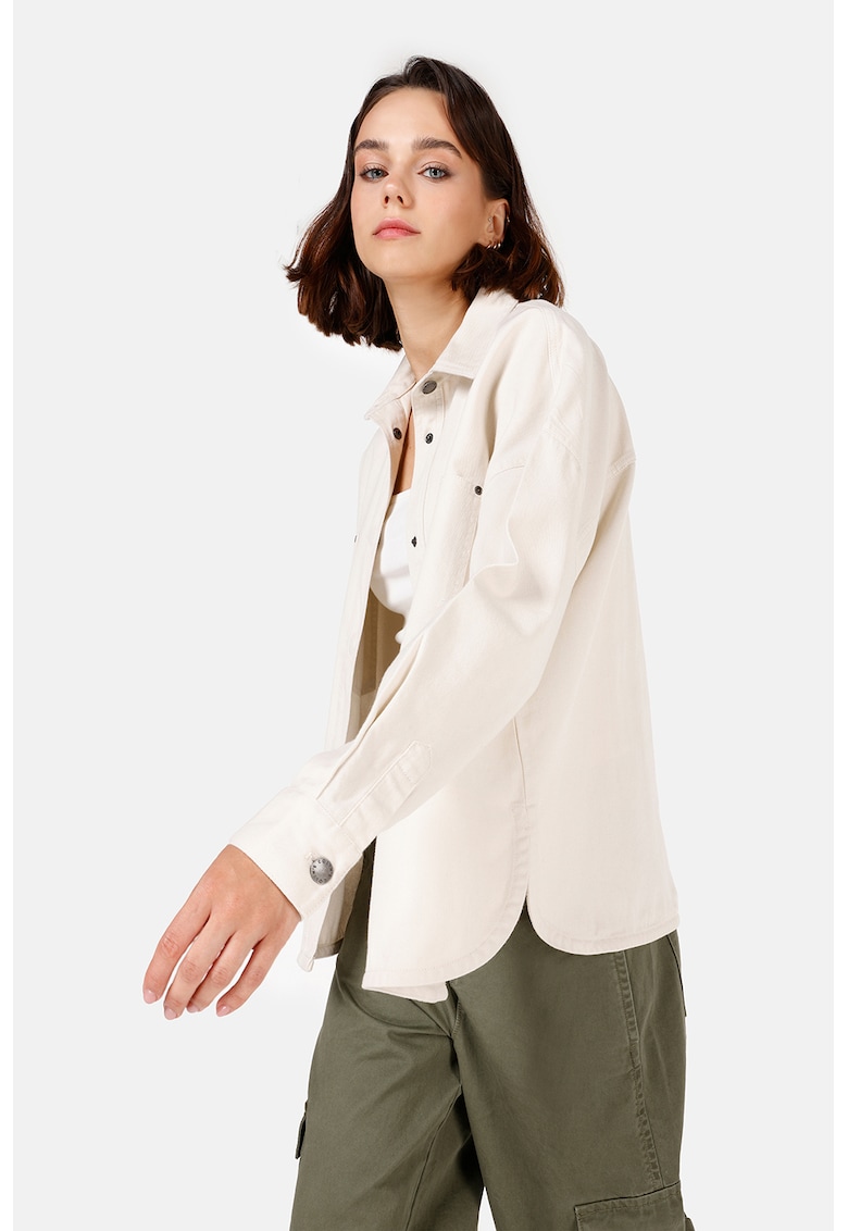 Jacheta-camasa lejera cu maneci cazute