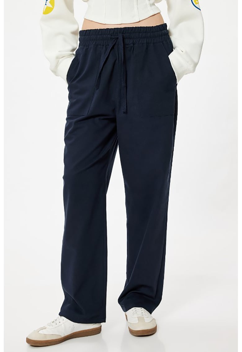 Pantaloni de trening cu snur