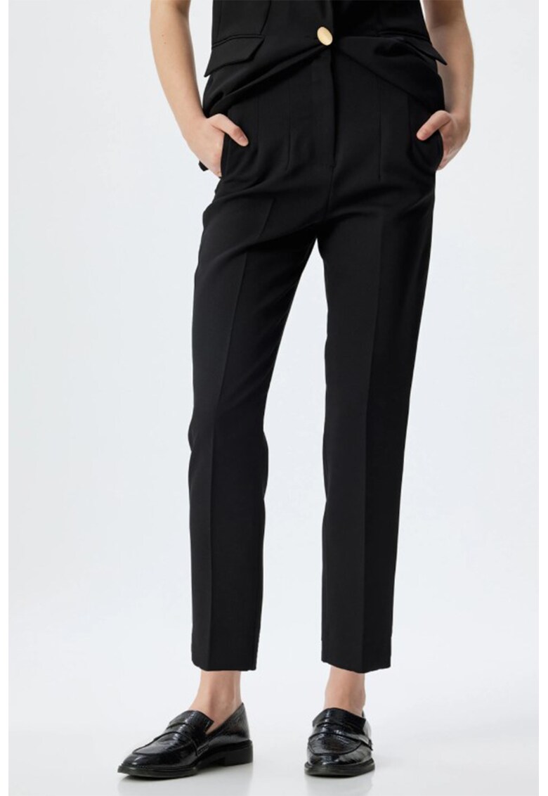 Pantaloni crop cu pliuri - Negru