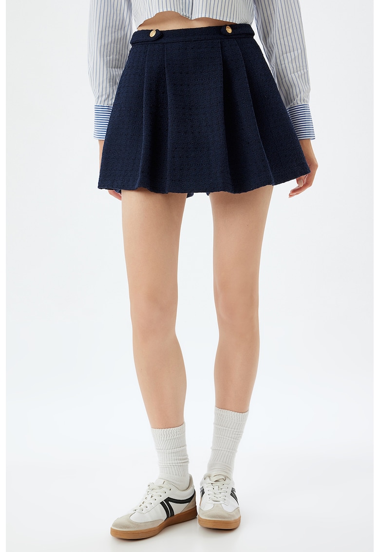 Fusta-pantalon cu segment evazat