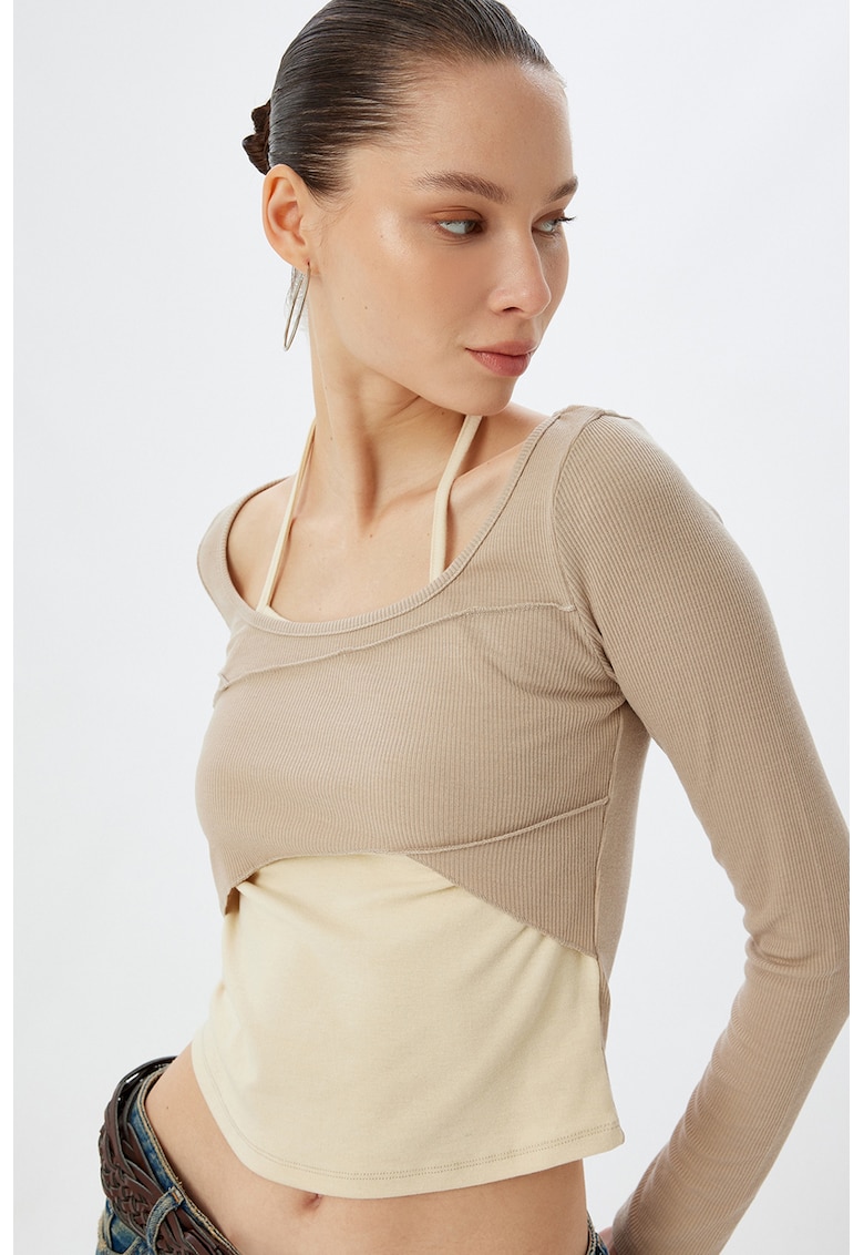 Bluza crop cu model 2 in 1