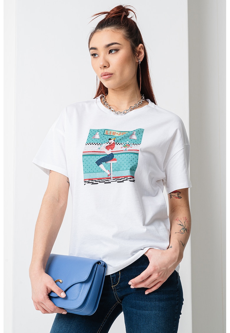 Tricou cu decolteu la baza gatului si imprimeu