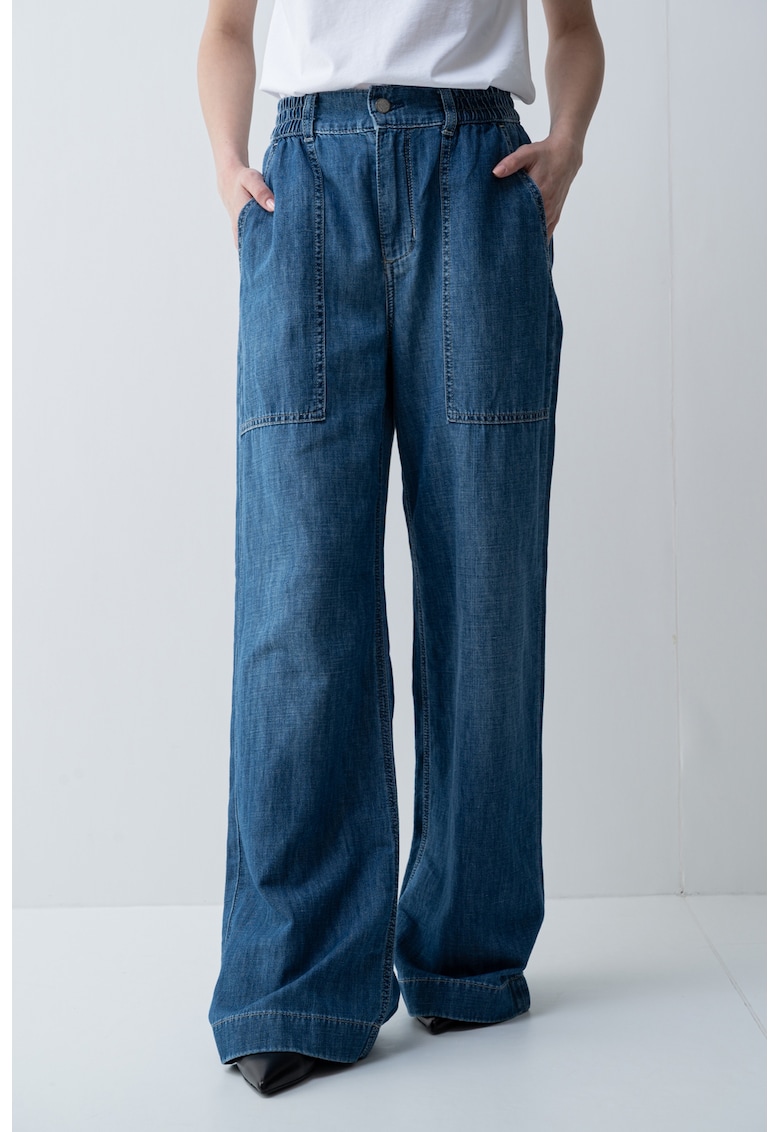 Blugi cu croiala ampla si talie inalta Blugi cu croiala ampla si talie inalta