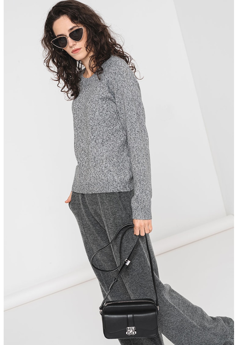 Pulover cu decolteu la baza gatului Doffy