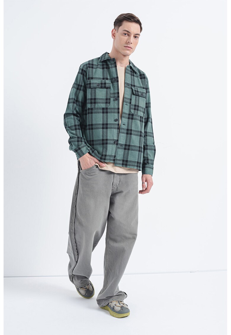 Camasa de bumbac cu buzunare frontale si model in carouri