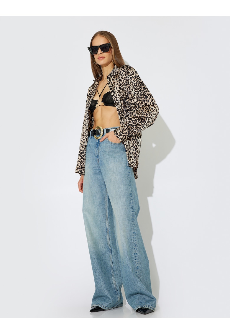 Camasa de satin cu animal print Camasa de satin cu animal print