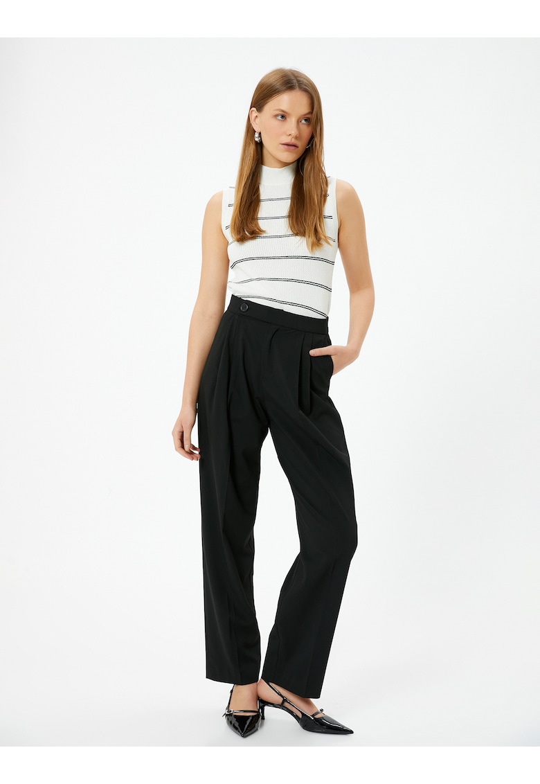 Bluza cu dungi si guler scurt