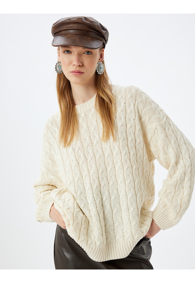 Pulover supradimensionat cu model torsade