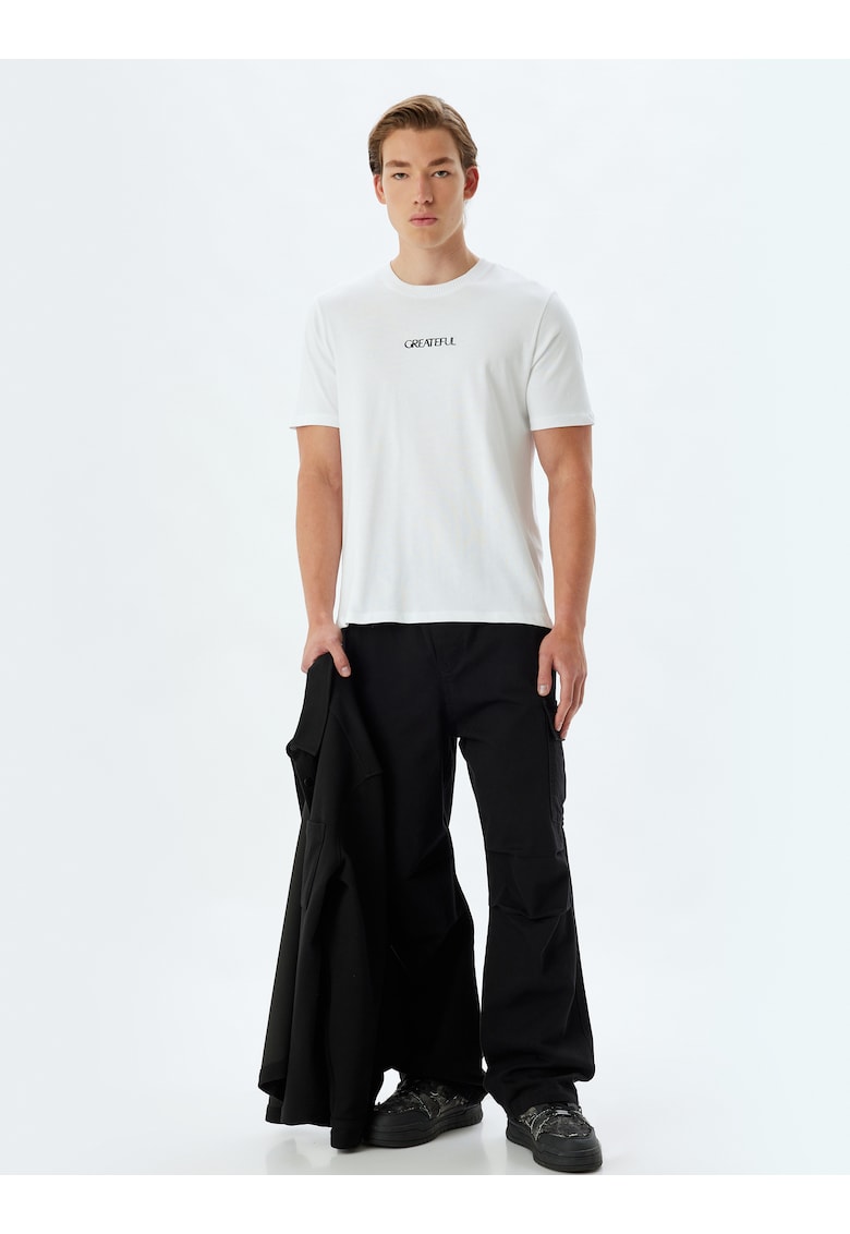 Tricou din bumbac cu detaliu cu broderie text