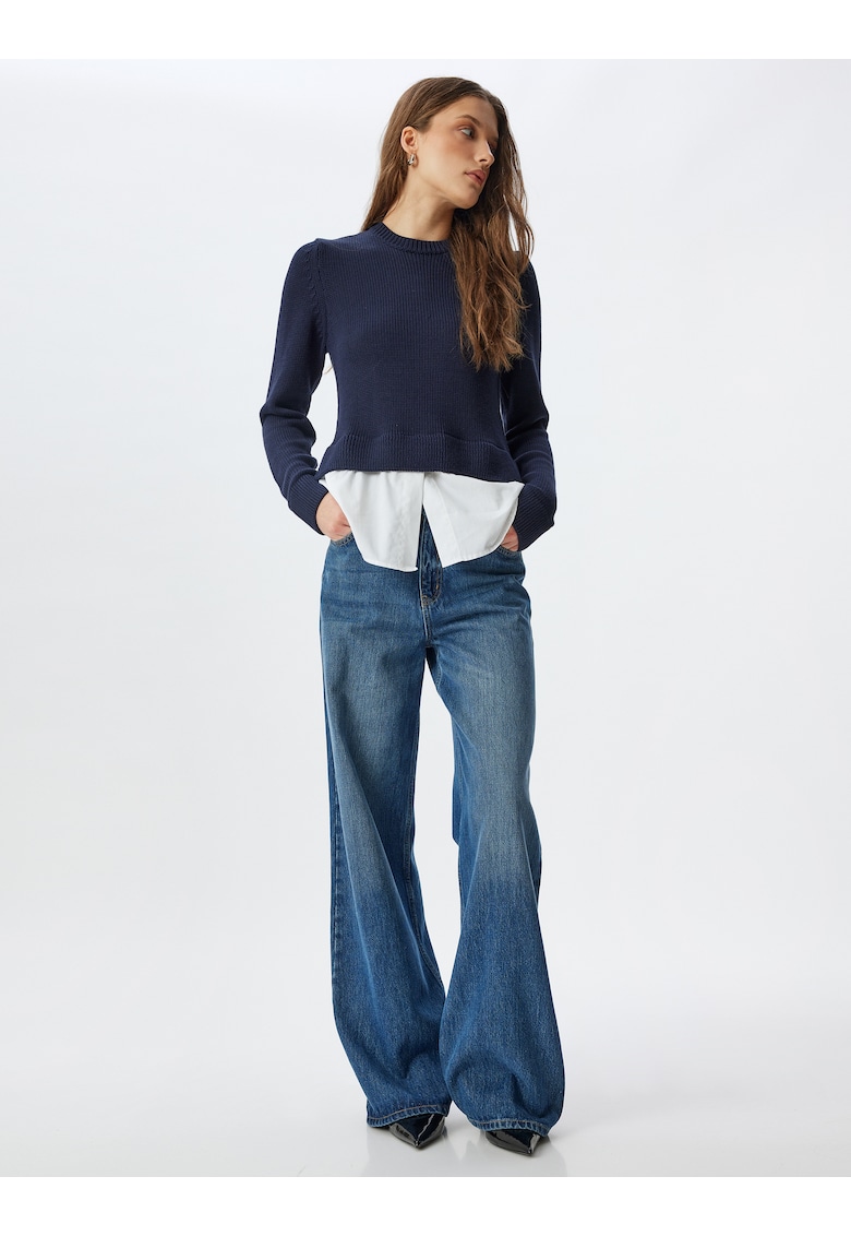 Pulover cu decolteu la baza gatului si model 2in1