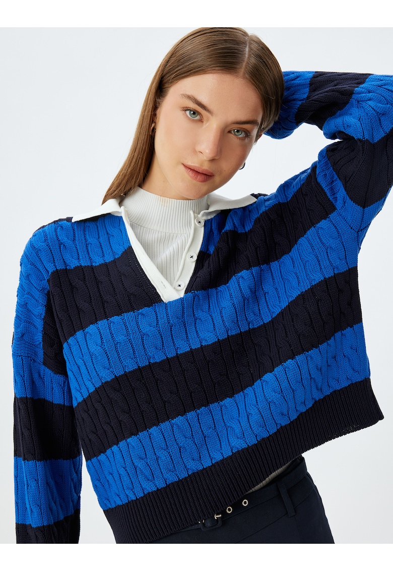 Pulover cu decolteu in V Pulover cu decolteu in V