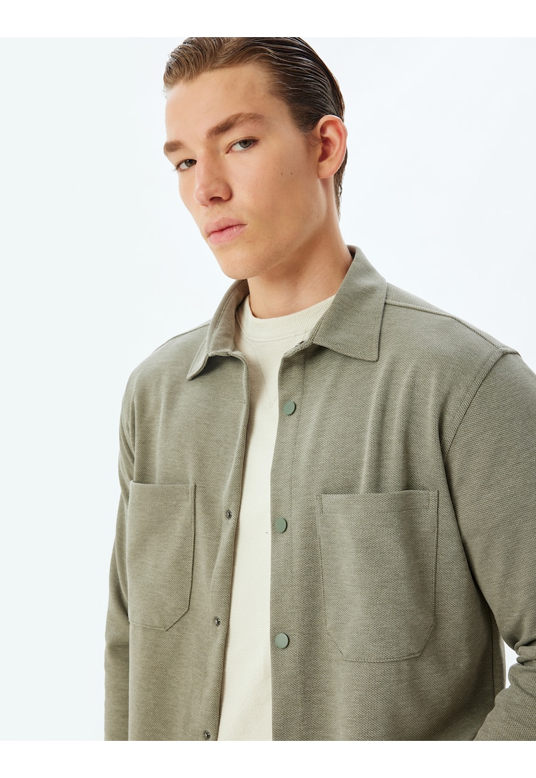 Camasa regular-fit cu buzunare aplicate