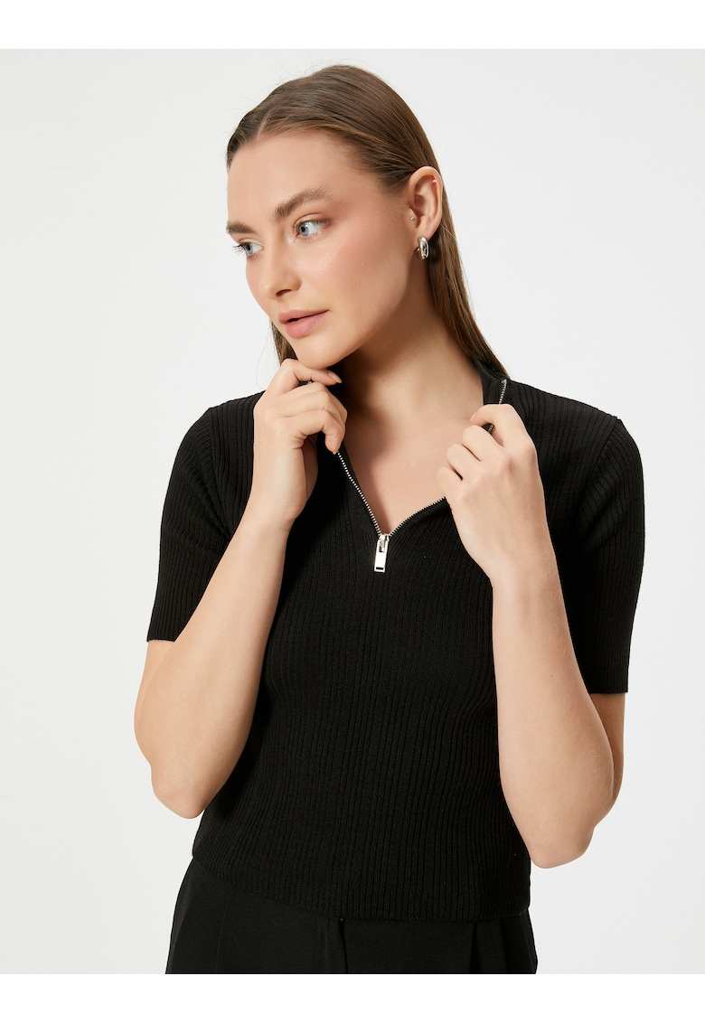 Pulover cu fenta cu fermoar