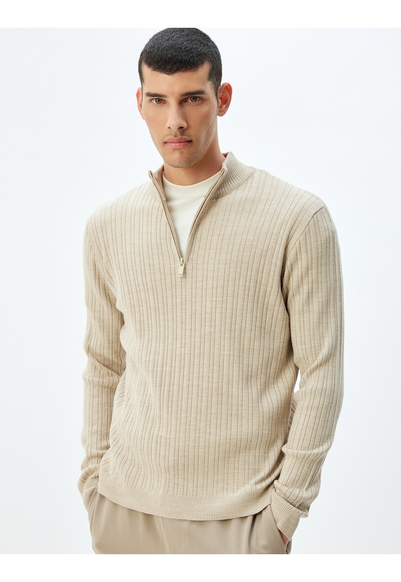 Pulover cu fermoar scurt