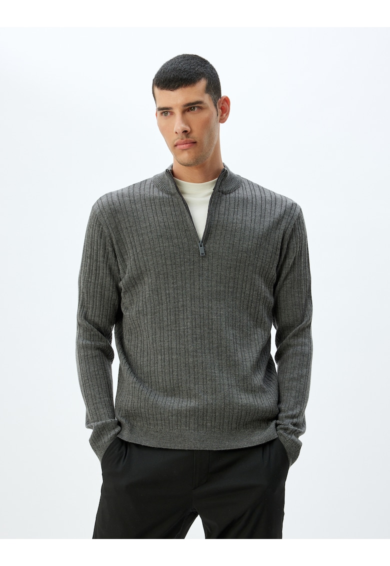 Pulover cu fermoar scurt