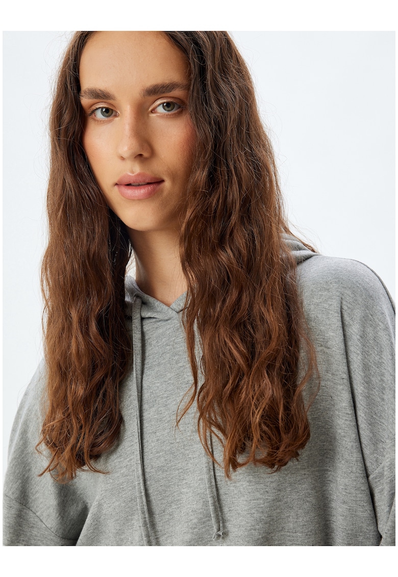 Hanorac crop de casa cu snururi