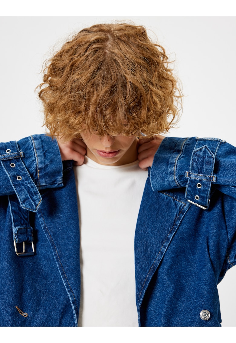 Jacheta crop din denim