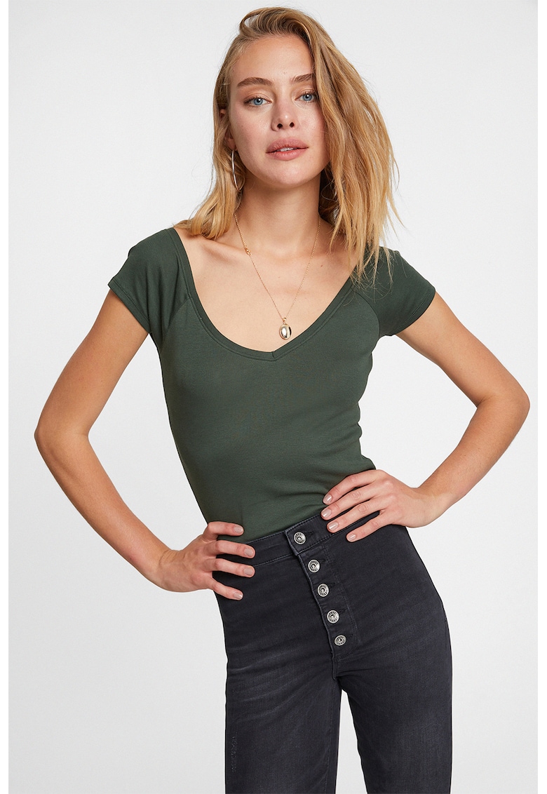 Tricou de bumbac cu barete decorative