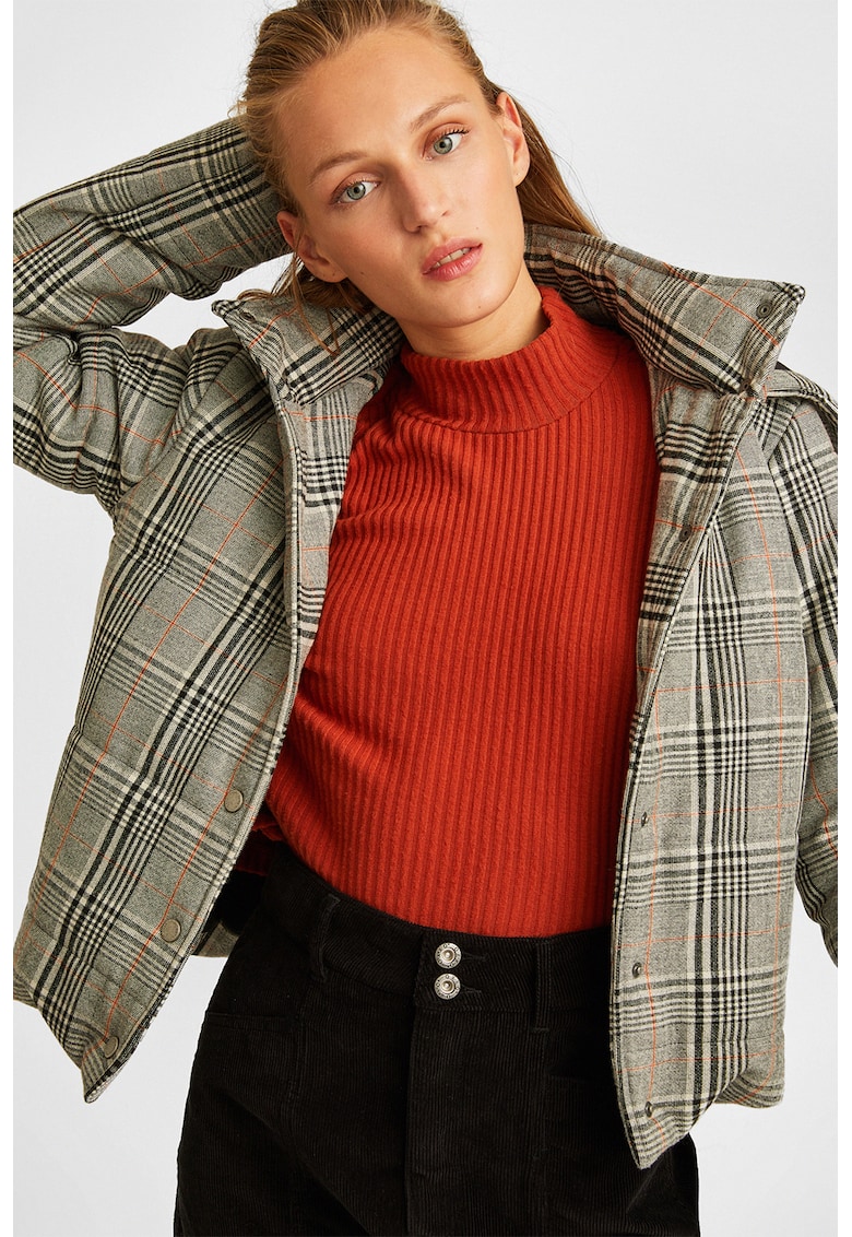 Jacheta-camasa cu model in carouri si capse