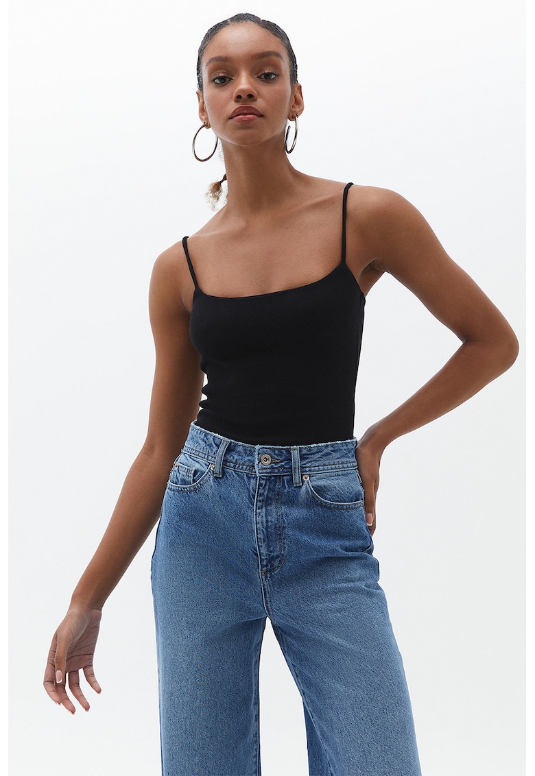 Top cu decolteu patrat Top cu decolteu patrat