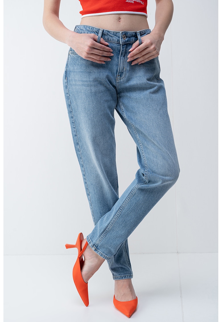 Blugi mom fit uni