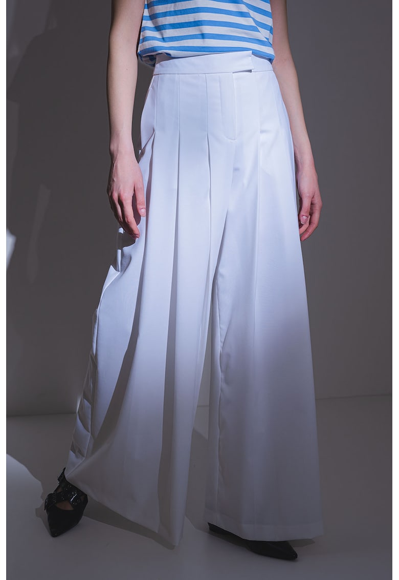 Pantaloni lungi evazati