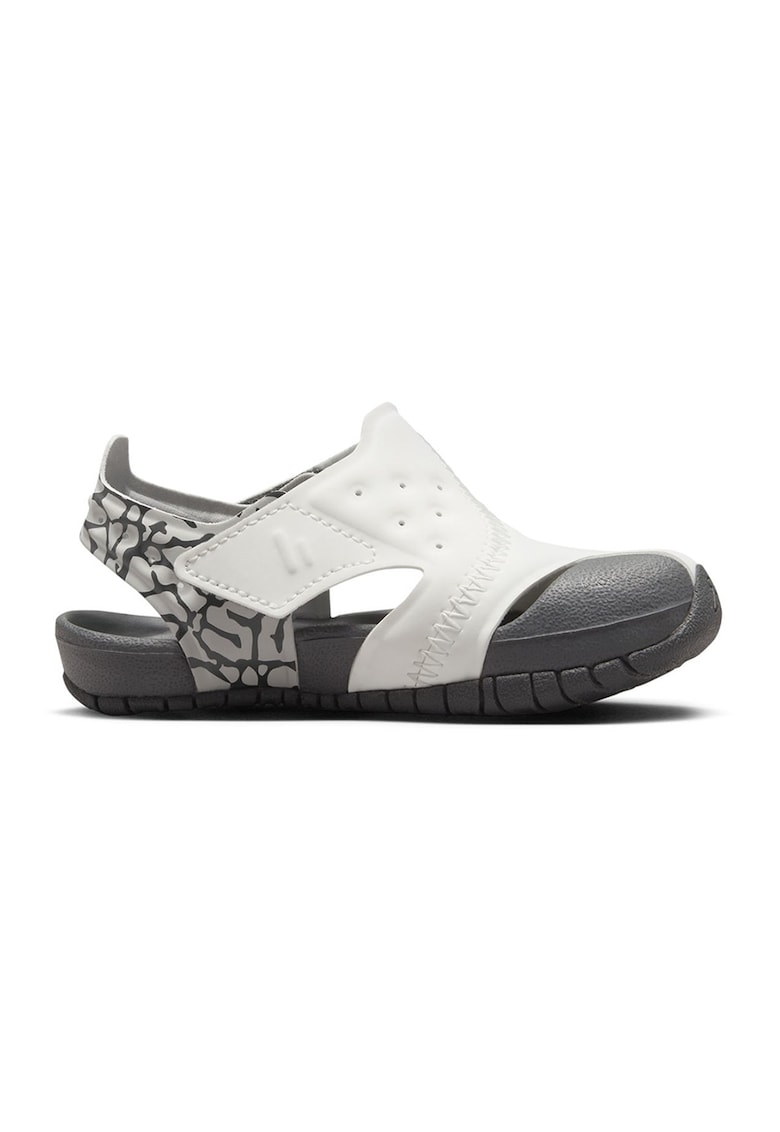 Pantofi sport cu decupaje Jordan Flare