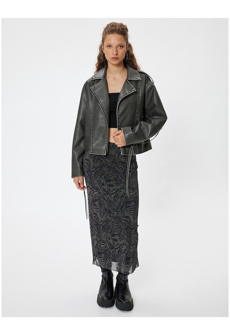 Fusta cambrata cu model