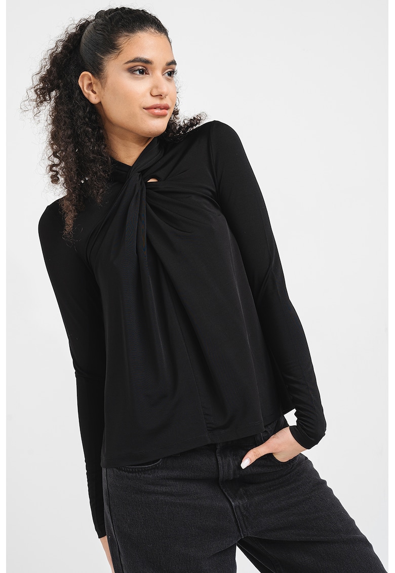 Bluza cu model uni si detaliu rasucit