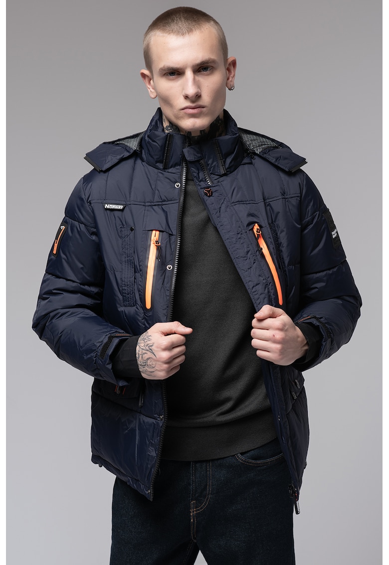 Geaca cu buzunare multiple