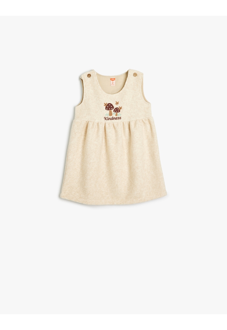 Rochie cu broderie pe piept