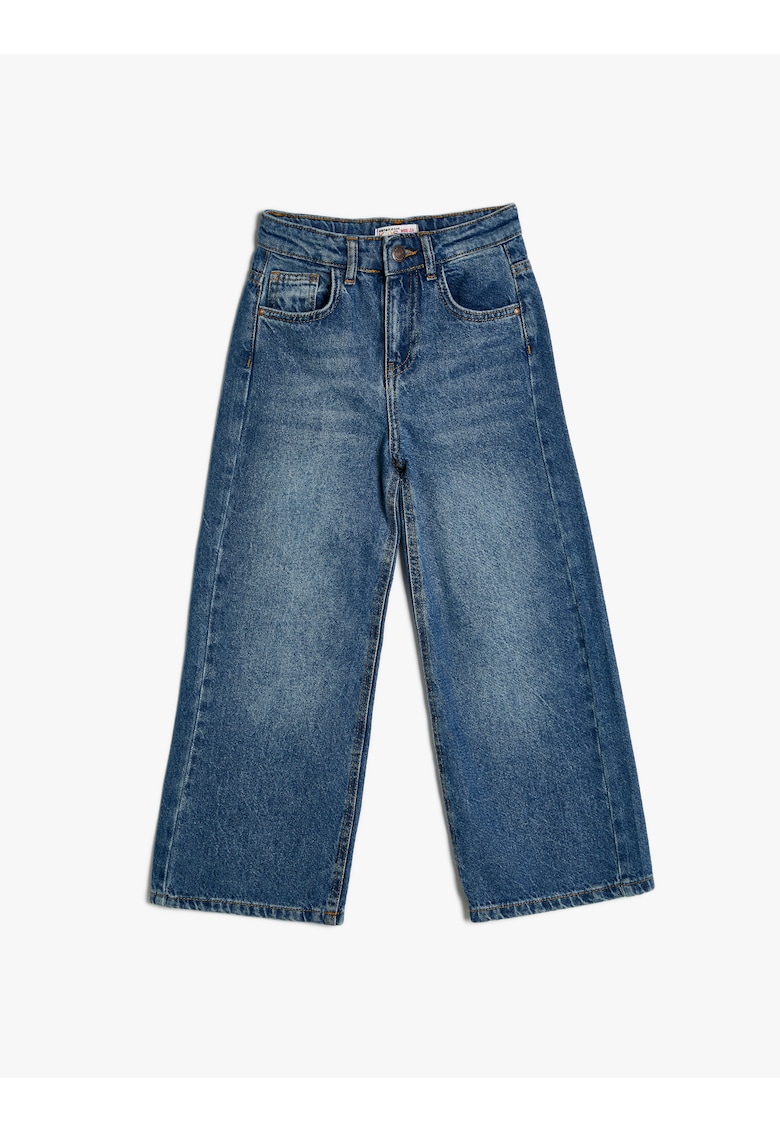 Blugi ampli cu aspect decolorat