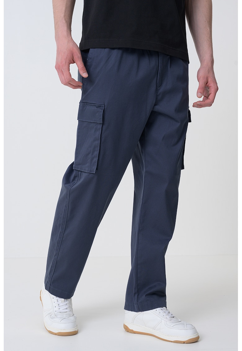 Pantaloni cargo cu snur