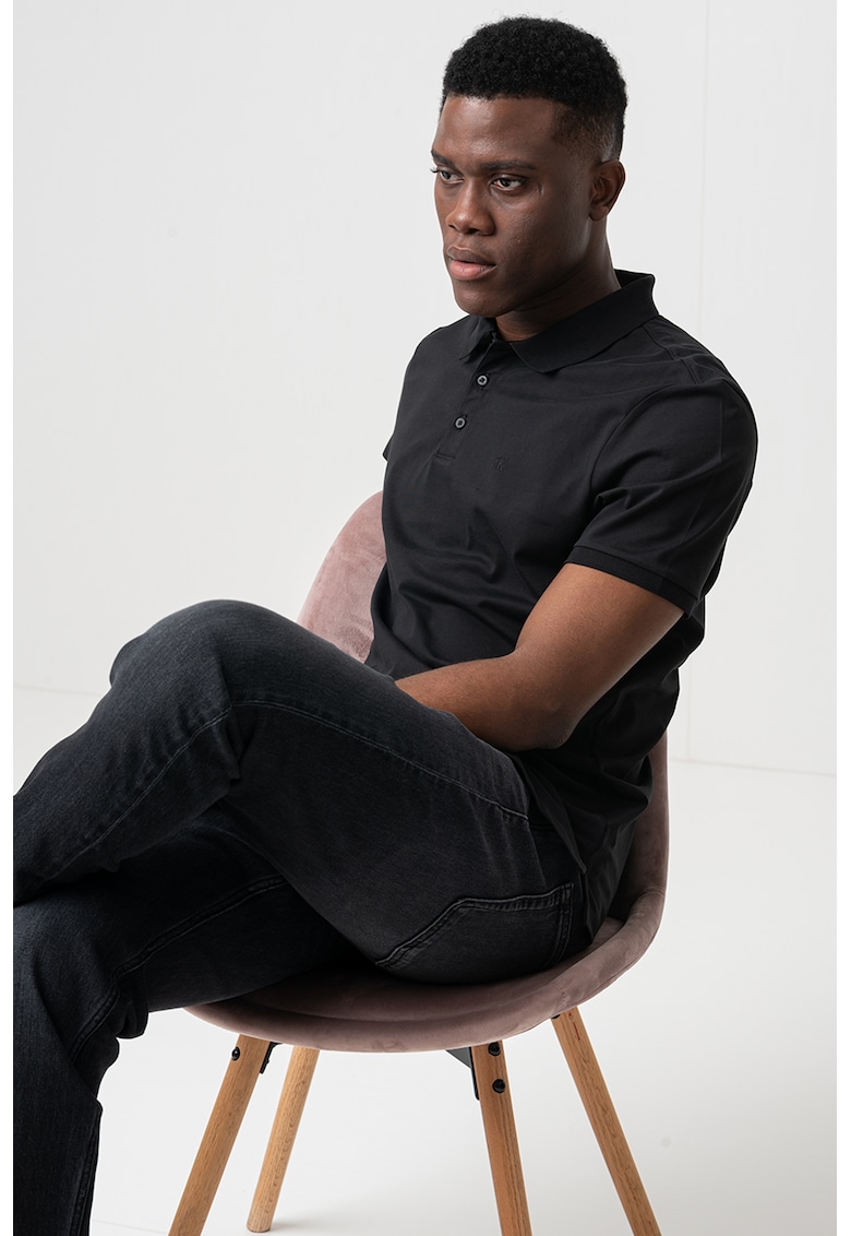 Tricou uni cu guler polo