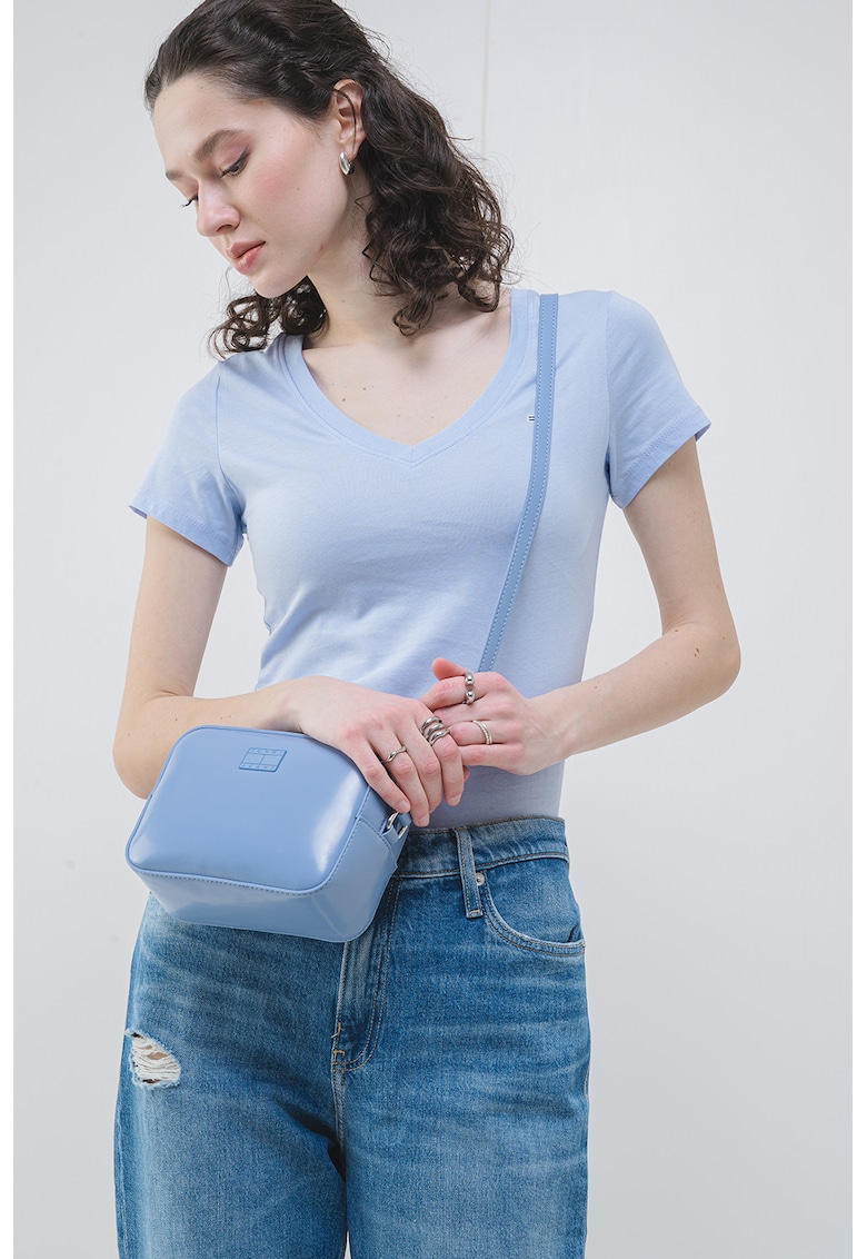 Tricou slim fit cu broderie logo discreta