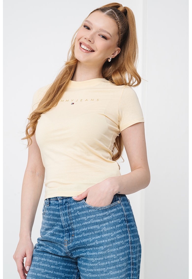 Tricou cu decolteu la baza gatului si imprimeu logo