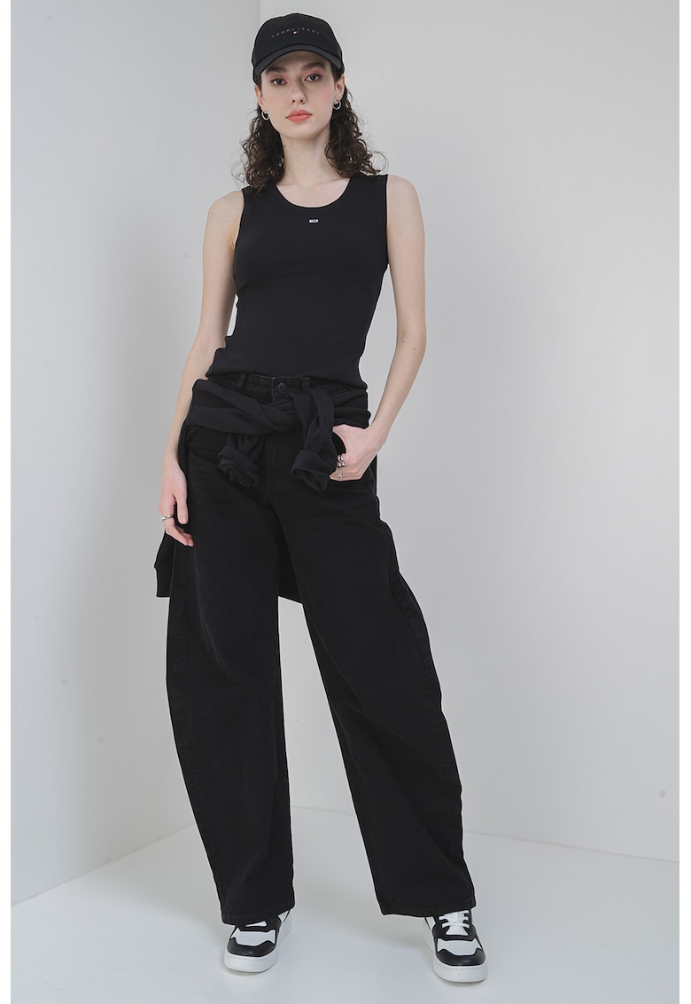Tricou slim fit cu decolteu rotund